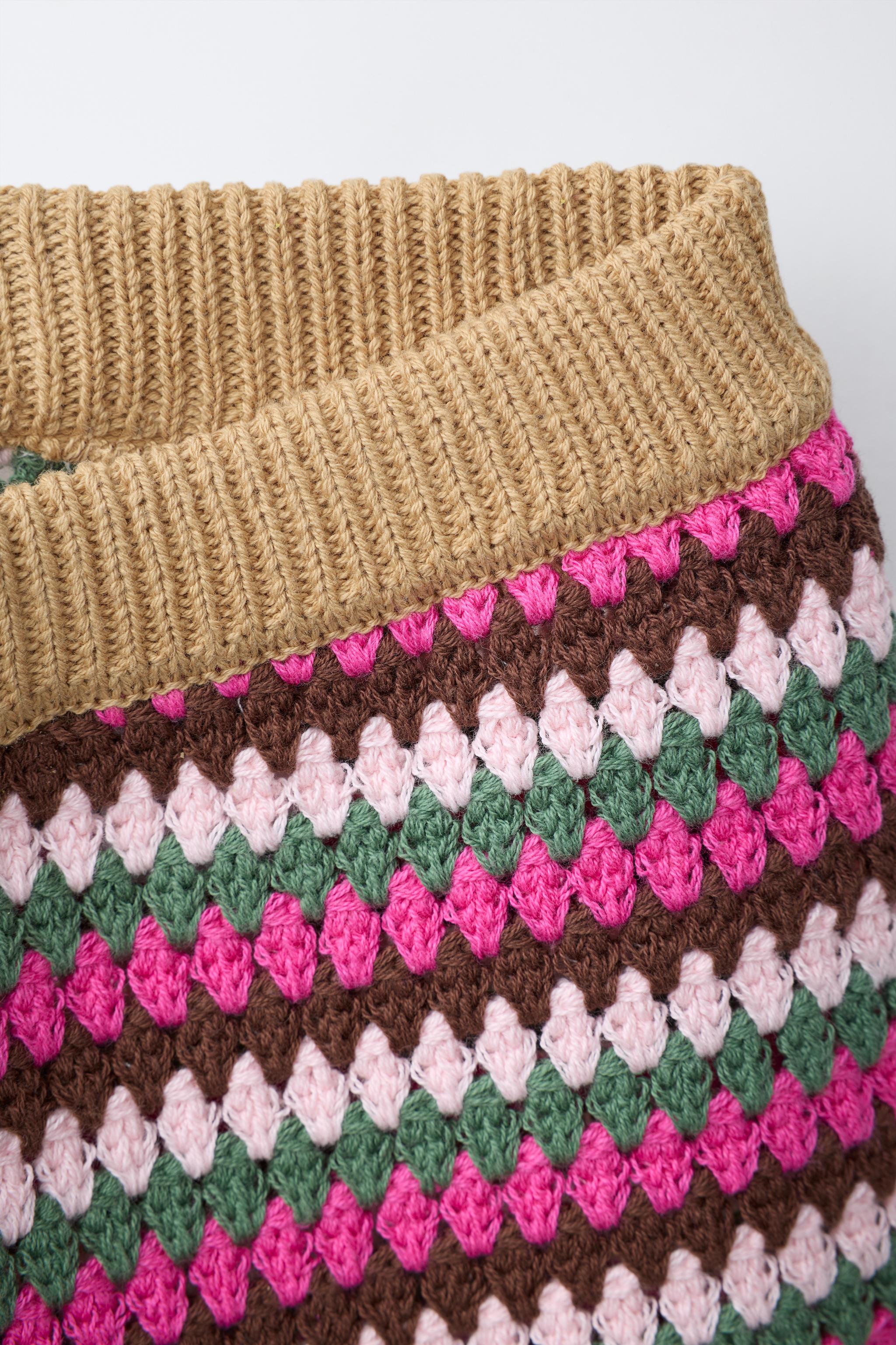 SHORT EN MAILLE CROCHET À RAYURES